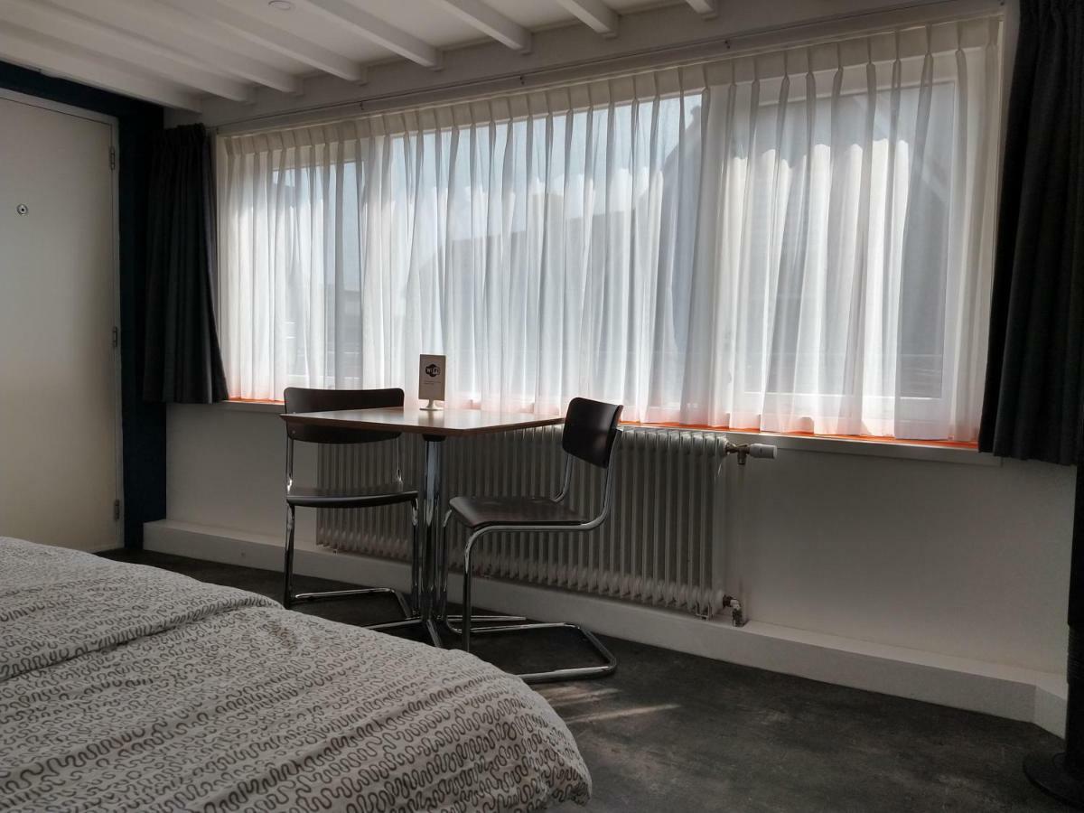 Hoogland Aan Zee Hotel เอ็กมอนด์อานเซ ภายนอก รูปภาพ